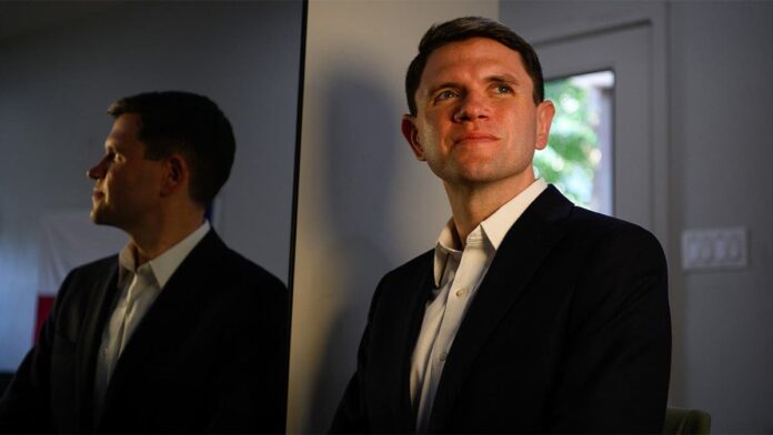 talarico-in-the-mirror.jpg