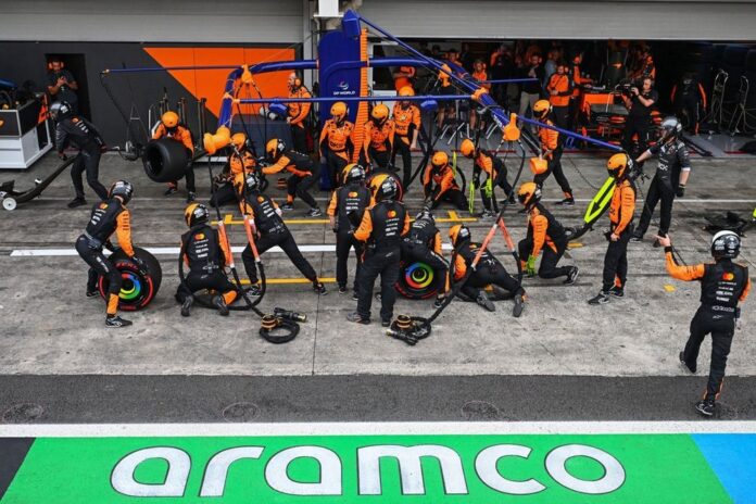 the-mclaren-pit-crew.jpg
