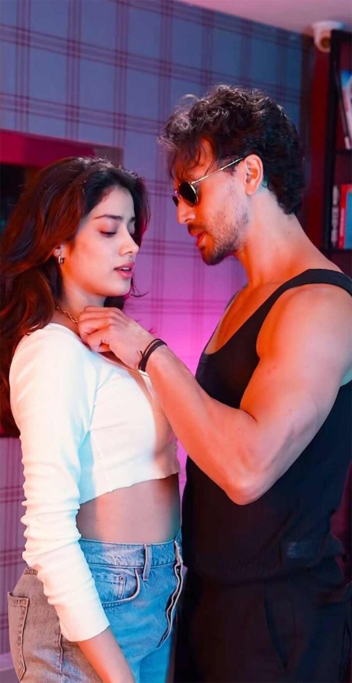 tigershroff11793172542.jpg